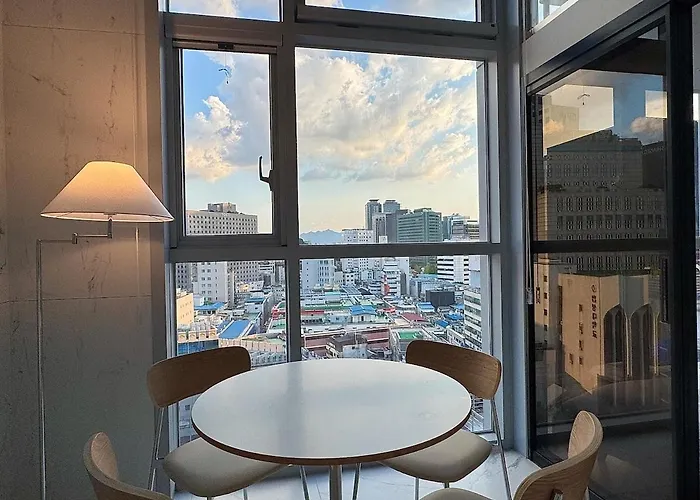 Apartamento 명동 도보 4분, 뷰가 멋진 신축 시청역 회현역 Seul
