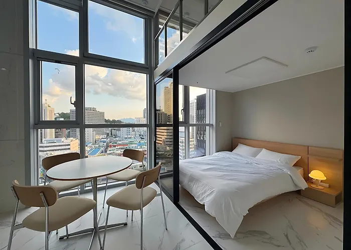 Apartamento 명동 도보 4분, 뷰가 멋진 신축 시청역 회현역